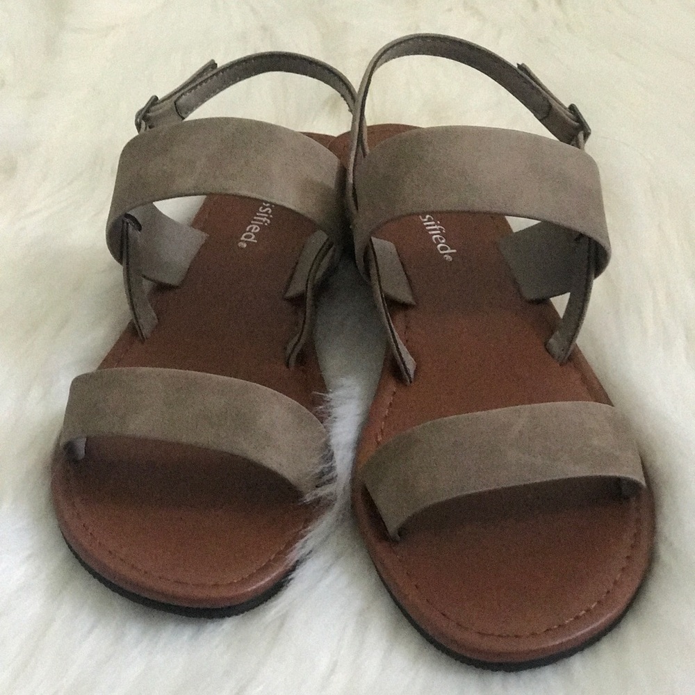 Vegan Suede Slingback Sandal - Picture 6 of 7